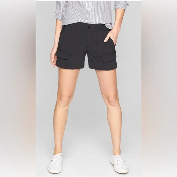 Athleta Trekkie 2.0 Shorts In Black - Picture 4 of 6